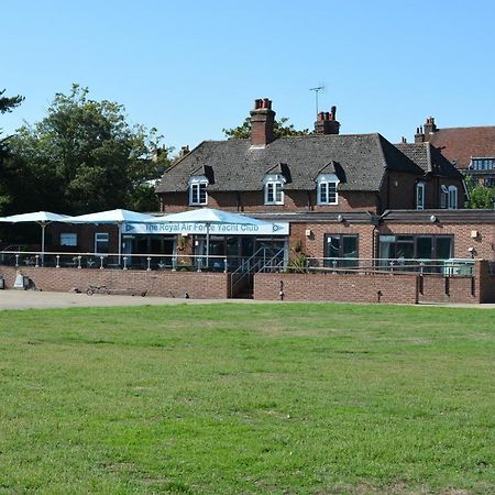 Riverside House Hamble-le-Rice Extérieur photo